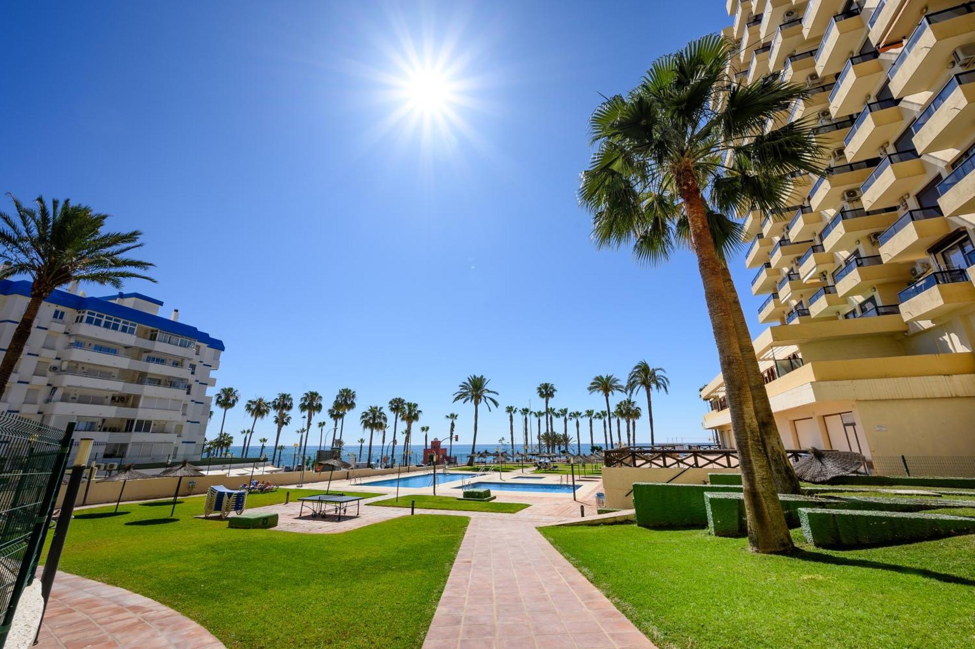 Apartamento Benalmadena Living Exterior foto